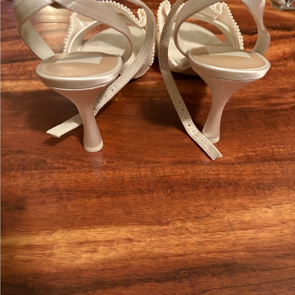 Dolce Vita Lunete Pearl Satin Heels - Picture 5 of 6